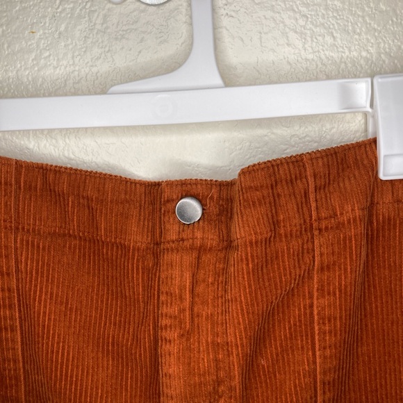 Corduroy Shorts - Picture 3 of 7